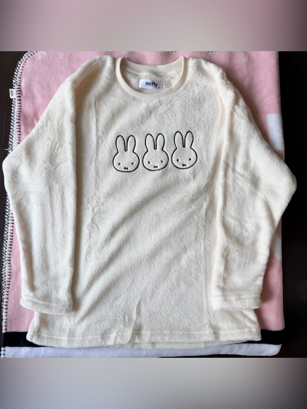 Miffy Japan Women’s Sweater Top